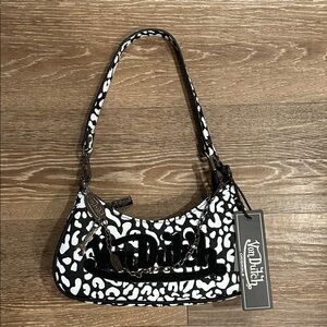 Von Dutch shoulder bag